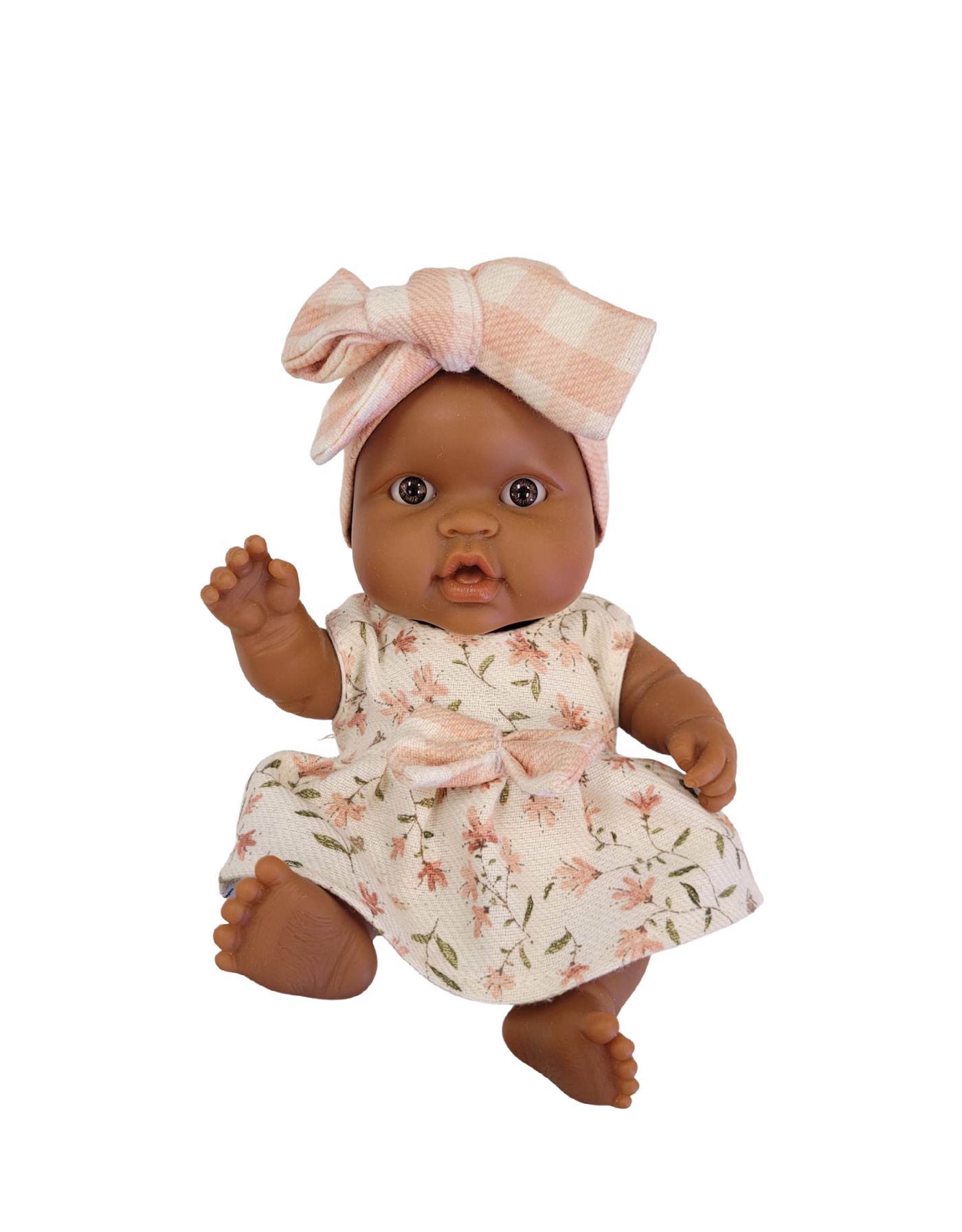 Peques Doll - Hebe with flowery dress & pink buckwheat tile - Paola Reina